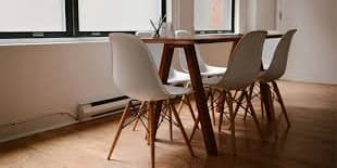 Shreya's cafe on Fyndr now